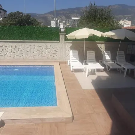 Aparthotel Sahiner *