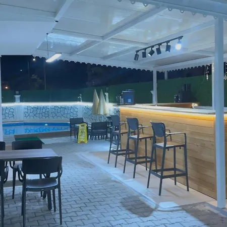Sahiner Aparthotel Finike